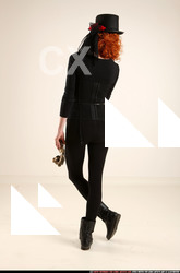 2017 07 VICTORIA STEAMPUNK PHONE POSE2 03 C