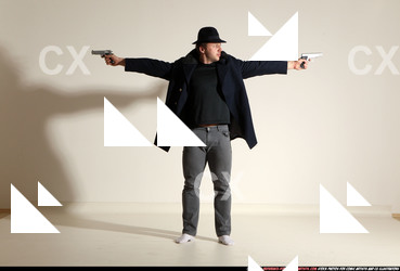 2017 09 SMAX JACK DRAWING PISTOL AIMING 019