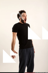 2017 09 WOLFF FE SCARED 01