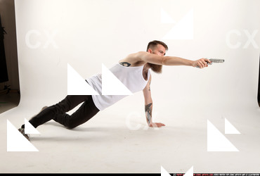 2017 09 OSCAR PISTOL AIMING 07 B