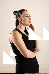 2017 09 CLAUDIA FE THINKING 03