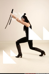 2017 10 CLAUDIA KATANAS ATTACK POSE2 02 B