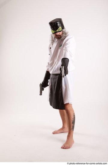 Man Adult Average White Fighting with gun Standing poses Casual