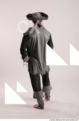 05 JACK DEAD PIRATE WITH GUN 52