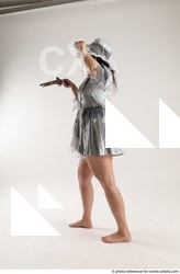 01 2020 LUCI AVIOL LADY WITH GUN (13)