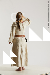 medieval village woman vinga 06b