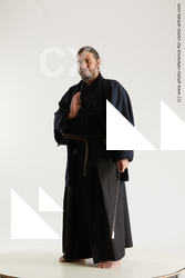 Man Adult Average White Standing poses Costumes