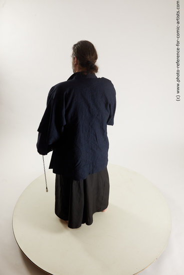 Man Adult Average White Standing poses Costumes