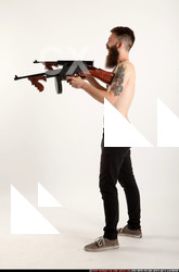 08 Oscar Tommygun Shooting