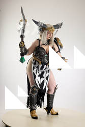 Cori Cosplay Sindragossa Pose With Axe 006