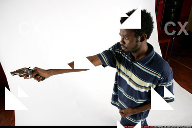 Gerry-shooting-revolver