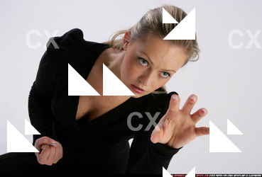 BETHANY_ROBERTS-KNEELING-MAGIC-TRICK