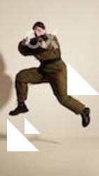 michelle-army-smax-running-jump-shooting-dual-guns