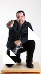 SLAVOJ KNEELING REVOLVER SHOOTING