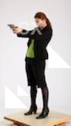 nadiya-aiming-revolver