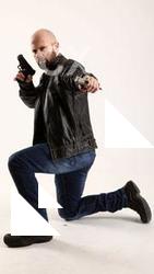 ross-dual-pistols-pose2
