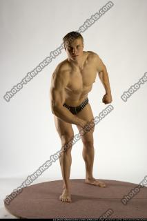 DIUSEPPE POSE5 0000.jpg