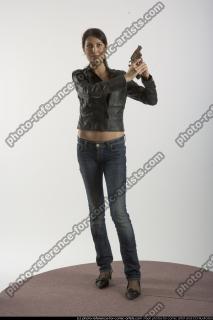 Keira-revolver-guard