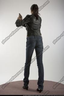 Keira-revolver-guard