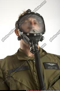 Myao, gas mask