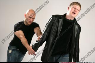 JANISONE_JANISONE ARM WRISTING KNIFE