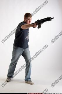JANISONE MERCENARY ATTACKING SUBMACHINEGUN 01.JPG