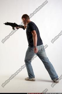 JANISONE MERCENARY ATTACKING SUBMACHINEGUN 03.JPG