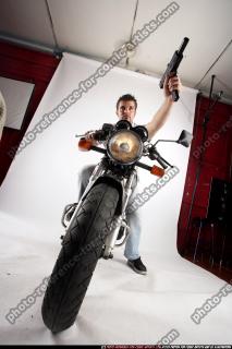 ROSTISLAV-SHOOTING-FRONT-UZI2