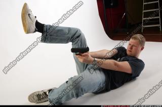 JANISONE FALLING ONBACK SHOOTING PISTOL