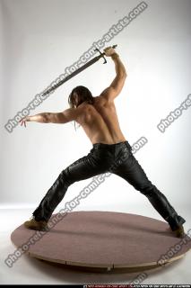 barbarian-pose1-sword