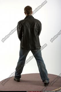 2009 01 STREETFIGHTER2 KATANA POSE1 07 A.JPG