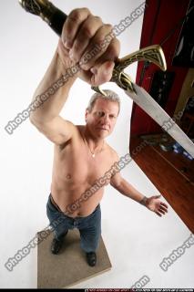 Jindrich-defending-sword