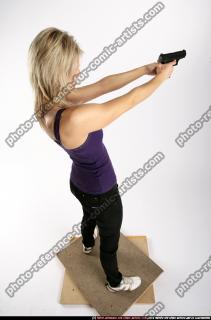 Luisianna-pistol-pose1