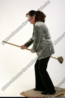 oldwoman-flying-on-broom