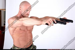 armyman-dual-pistols-pose1
