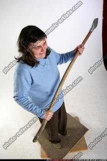 2009 09 OLDWOMAN2 STANDING SPEAR POSE1 01 A.jpg