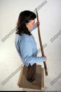 2009 09 OLDWOMAN2 STANDING SPEAR POSE1 02 A.jpg
