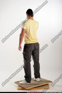 2009 09 JOHNNY STANDING CALLING 05.jpg