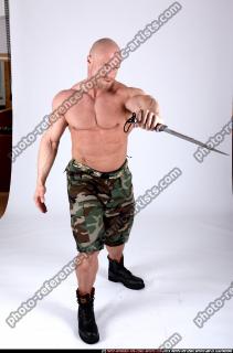 armyman-front-attack-knife