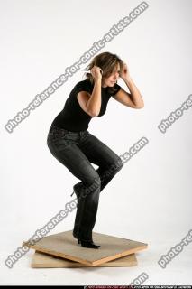 2009 10 WOMAN KNIFE ACTION POSE 03.jpg