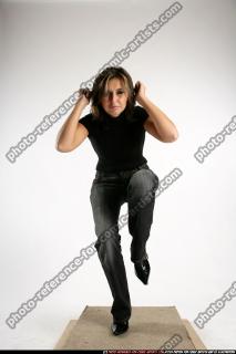 2009 10 WOMAN KNIFE ACTION POSE 09.jpg