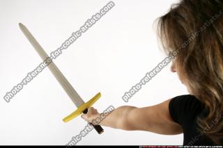 2009 11 OVER SHOULDER WOMAN ATTACK SWORD 02.jpg