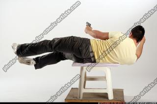 2009 12 JOHNNY DODGE POSE 04.jpg