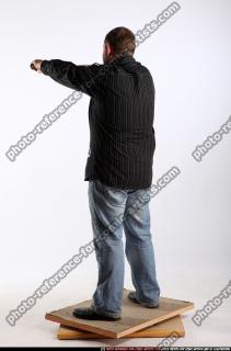 daniel-dual-pistols-pose1