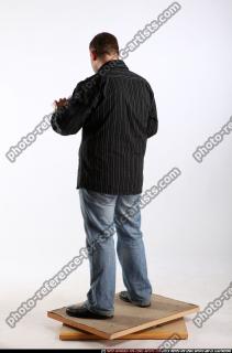 daniel-standing-pouring-whisky