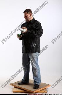 daniel-standing-pouring-whisky