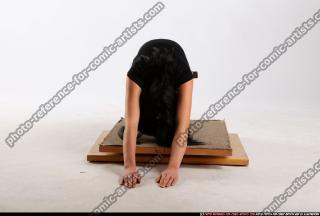 silvia-kneeling-head-down