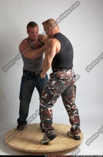 bodyguards-dagger-fight