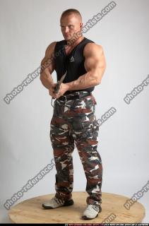 2010 07 ADRIAN KNIFE IDLE POSE 00.jpg