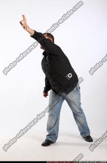 daniel-throwing-ball2